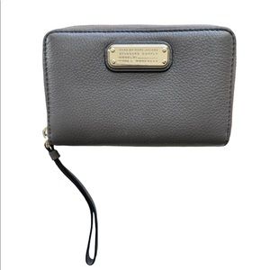Marc by Marc Jacobs Grey Leather Wristlet Wallet